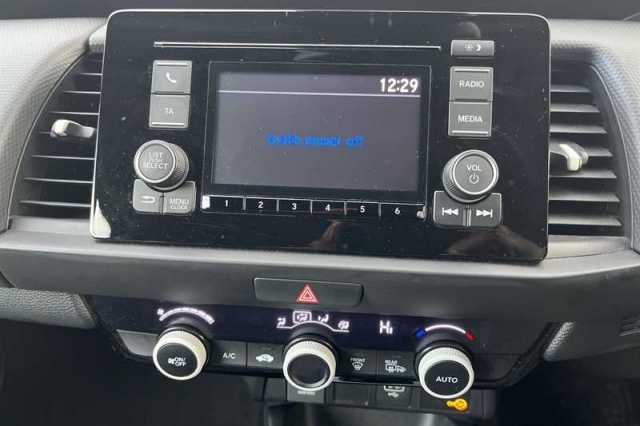 Honda Jazz Hybrid 1.5 I-MMD HYBRID SE 5DR ECVT 