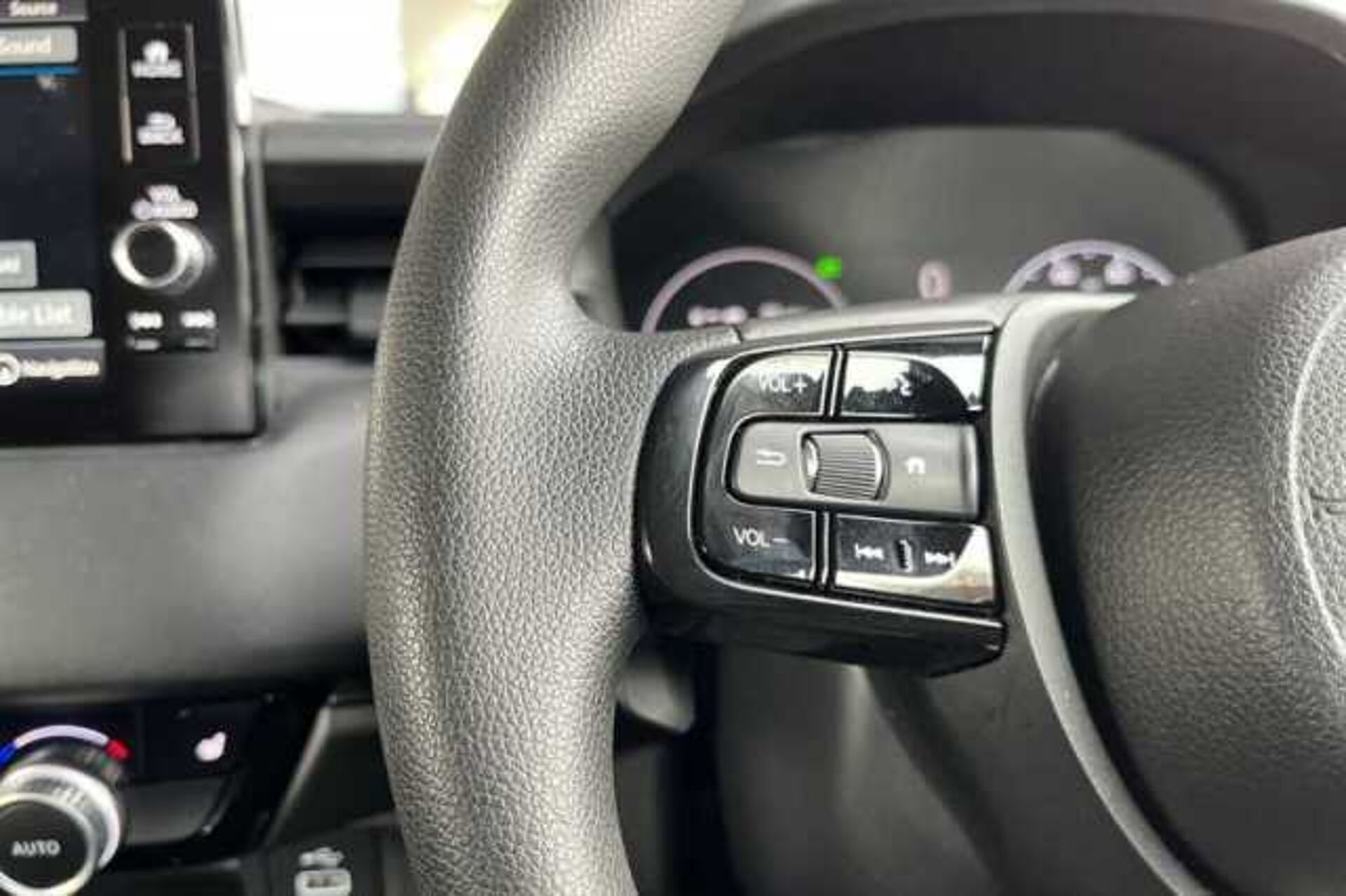 Honda HR-V Hybrid 1.5 EHEV ELEGANCE 5DR CVT 