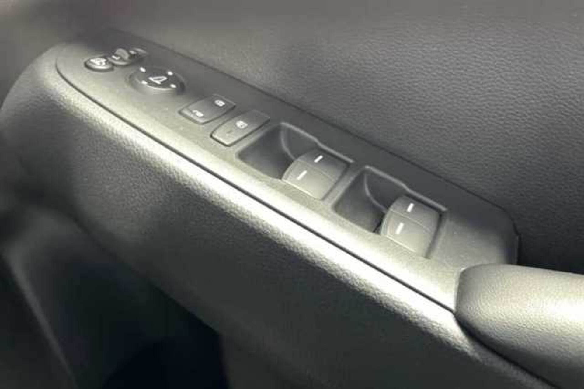 Honda HR-V Hybrid 1.5 EHEV ELEGANCE 5DR CVT 