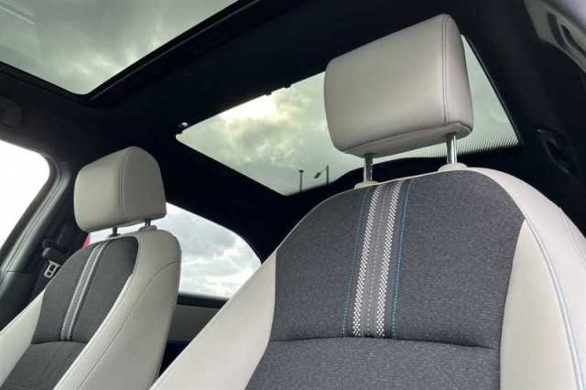 Honda HR-V Hybrid 1.5 eHEV Advance Style Plus 5dr CVT 