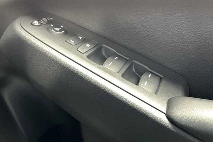 Honda HR-V Hybrid 1.5 EHEV ELEGANCE 5DR CVT 