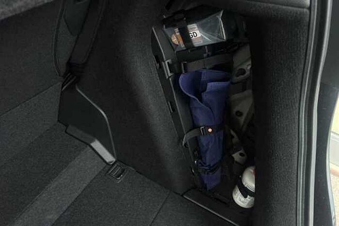 Honda Jazz Hybrid 1.5 I-MMD HYBRID SR 5DR ECVT 