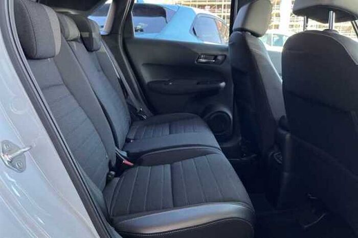 Honda Jazz Hybrid 1.5 I-MMD HYBRID CROSSTAR ADVANCE 5DR ECVT 
