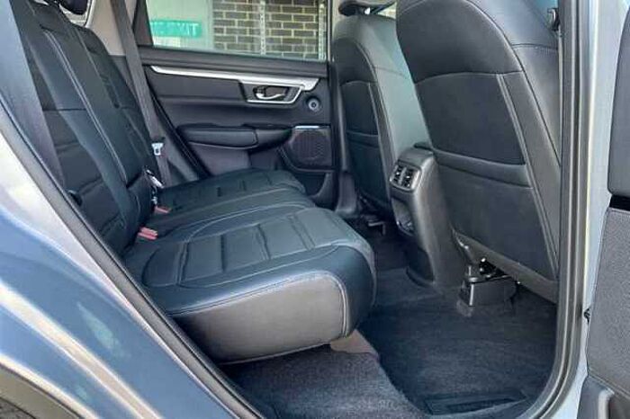 Honda CR-V Hybrid 2.0 I-MMD HYBRID SR 2WD 5DR ECVT 