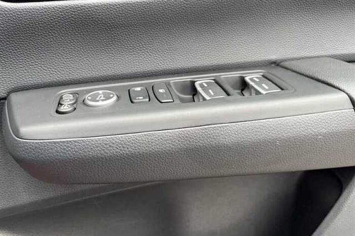 Honda CR-V e:HEV 2.0 e:HEV Advance 5dr eCVT 