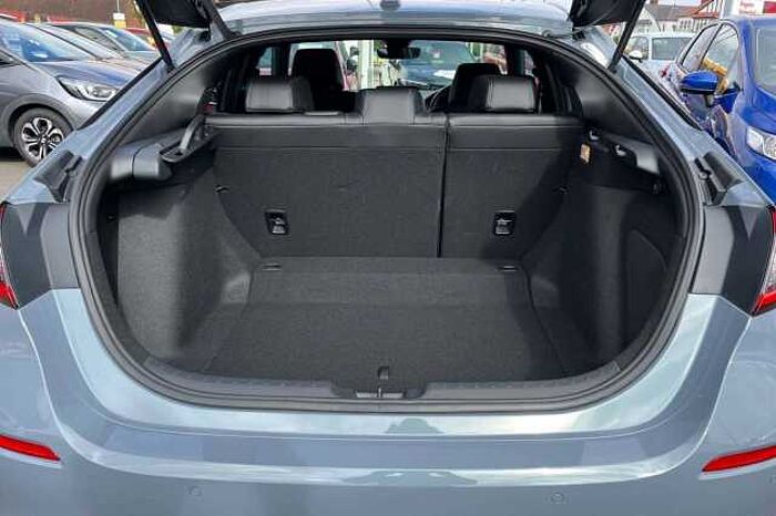 Honda Civic e:HEV 2.0 eHEV Advance 5dr CVT 