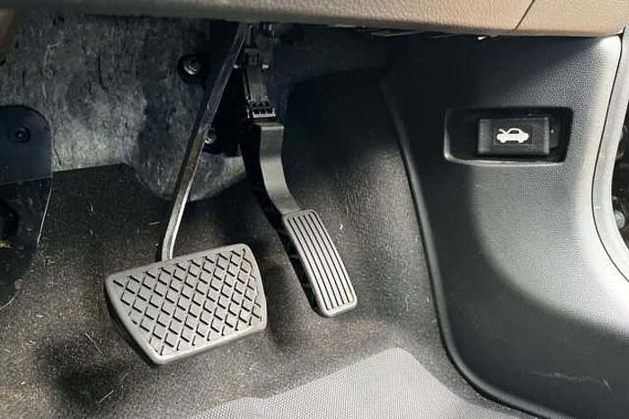 Honda Jazz Hybrid 1.5 i-MMD Hybrid Crosstar Advance 5dr eCVT 