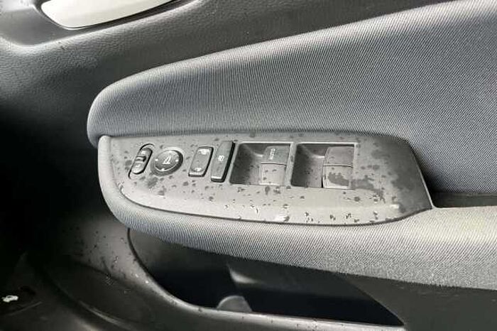 Honda Jazz Hybrid 1.5 h i-MMD SE Hatchback 5dr Petrol Hybrid eCVT Euro 6 (s/s) (109 ps) 