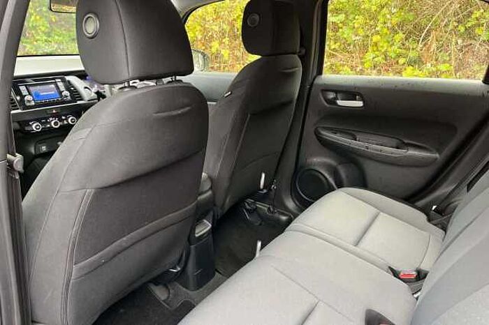 Honda Jazz Hybrid 1.5 h i-MMD SE Hatchback 5dr Petrol Hybrid eCVT Euro 6 (s/s) (109 ps) 